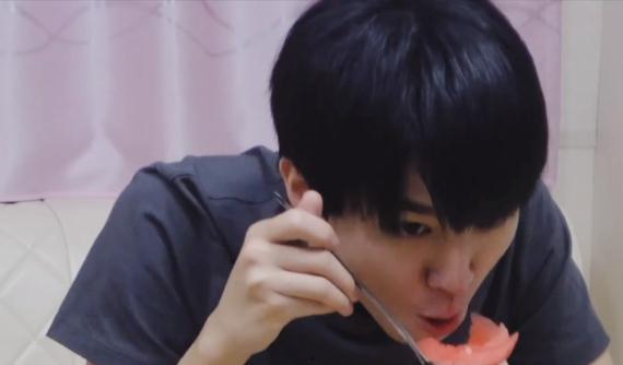 娱乐吃瓜蜀黍王俊凯,娱乐吃瓜蜀黍的青春成长记